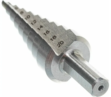 Сверло ступенчатое с трехгранным хвостовиком 4-20 мм VIRA 551420; УТ-00000253